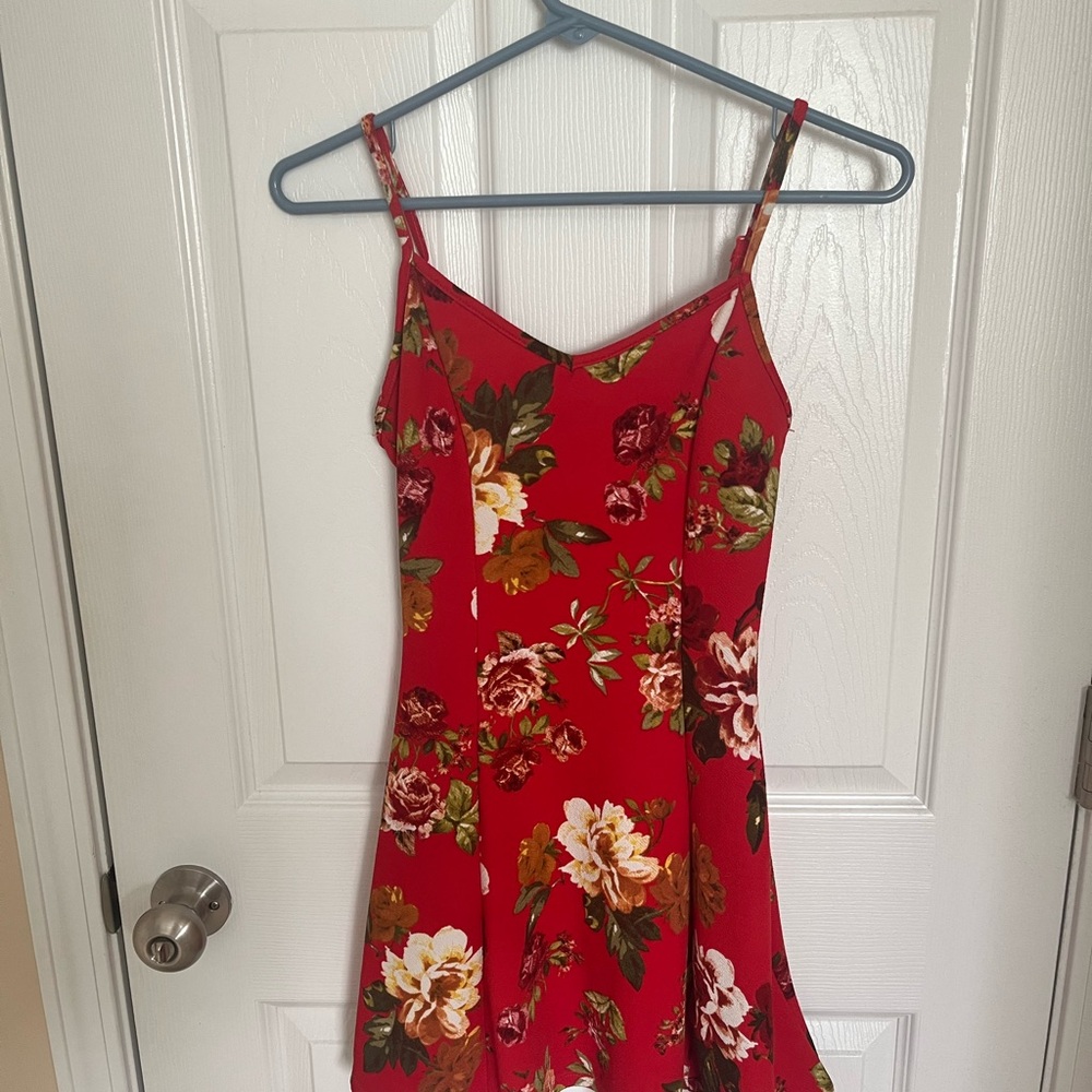 Ambiance Apparel Floral Red Dress Size Small
